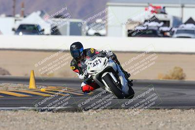 media/Dec-06-2024-CVMA Friday Practice (Fri) [[e1d1c5d4fc]]/4-Group 4 and Trackday/Session 2 (Turn 15)/